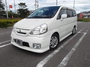 日産 セレナ Ｖ－Ｓ　Ｌｔｄ　ナビパッケージ