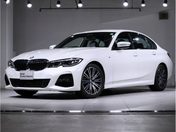 ＢＭＷ ３シリーズ　セダン ３１８ｉ　Ｍスポーツ