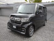 ホンダ Ｎ　ＢＯＸ　カスタム Ｌ　社外９インチナビ＆地デジ・バックモニ