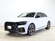 アウディ Ｑ８ ブロンズエディション