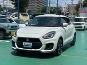 スズキ スイフト スポーツ　ＺＣ３３Ｓ　６ＭＴ　全方位ナビ