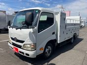 トヨタ ダイナ ２トン　垂直パワーゲート