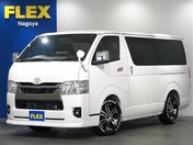 トヨタ ハイエースバン　２ＷＤ ５Ｄ２．８ＤＴスーパーＧＬダークプライム