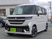 スズキ スペーシア　カスタム ハイブリッドＸＳ