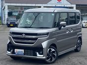 スズキ スペーシア　カスタム　４ＷＤ カスタム　ＨＹＢＲＩＤ　ＸＳターボ　４Ｗ