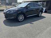 トヨタ ハリアー　４ＷＤ ２．５　ハイブリッド　Ｅ－Ｆｏｕｒ　プレ