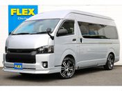 トヨタ ハイエースバン　４ＷＤ ４ドアバン２．８ＤＴ　ＤＸワイドＳロング