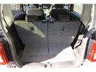 車両画像16