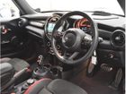 車両画像16