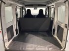 車両画像18