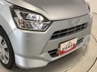 車両画像12