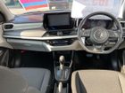 車両画像16