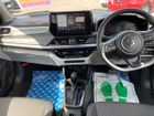 車両画像15