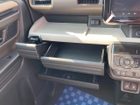 車両画像16
