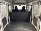 車両画像18