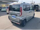 車両画像8