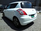 車両画像13