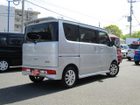 車両画像10