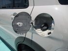 車両画像16
